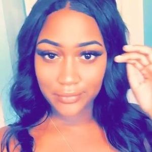 Meet your Posher, Kaylin